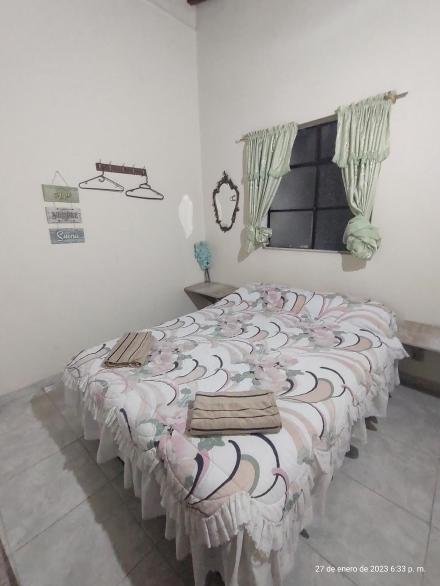 Pa Pasiar Hostal Медельїн Номер фото